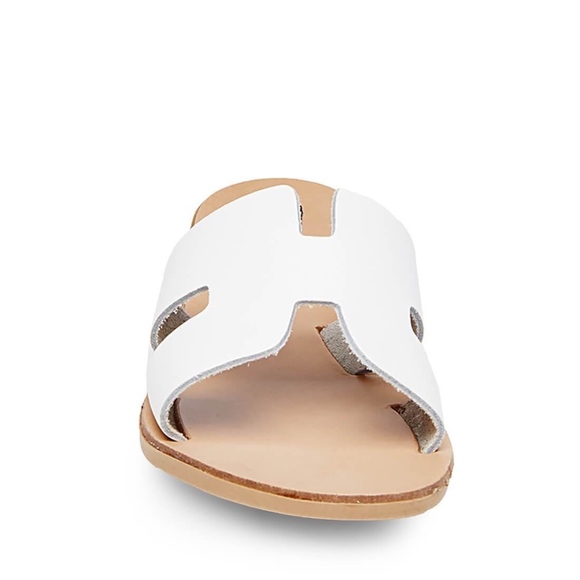 SOLD Steve Madden Grady/Greece Dariella Slides - Picture 6 of 6